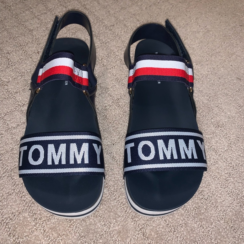 Women sandals